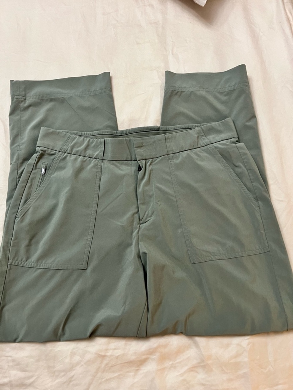 Athleta Green Tribeca Utility Crop Pant Laurel Olive sz 8